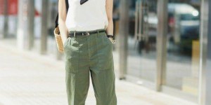 T-shirt + trousers are very casual, just wear it like this if you are a fashionista (it is important to find the right positioning as the style changes)