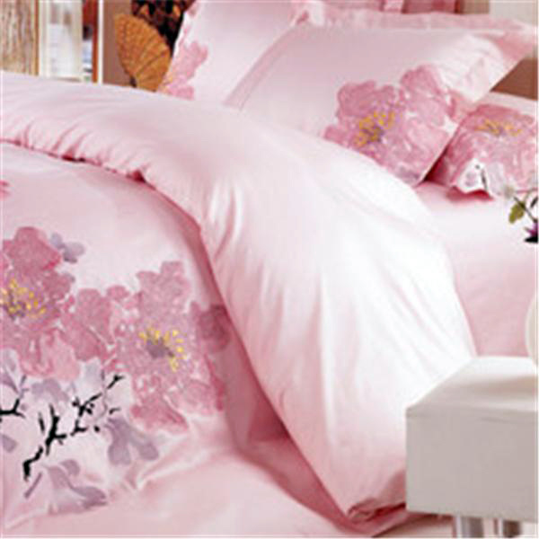 Wedding bedding color