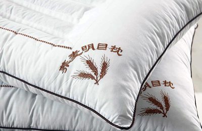 Buckwheat pillow is hypoallergenic and dust mite resistant