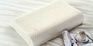 How to clean and maintain latex pillows