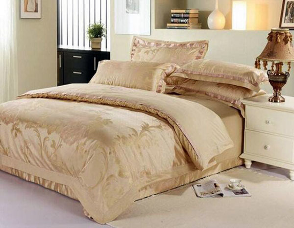 The health benefits of silk bedding