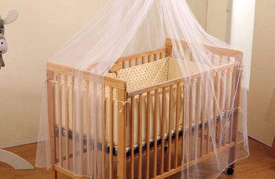 Installation of baby mosquito net