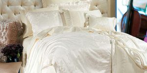 Silk bedding