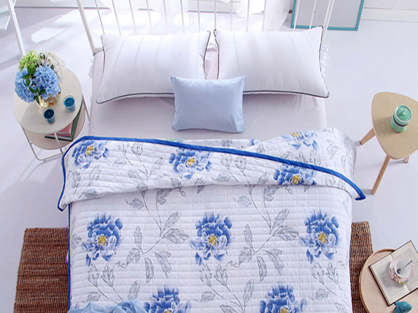 Tencel air conditioning quilt