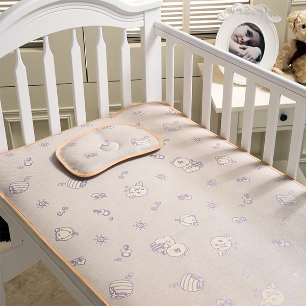 Key points for using mats for babies