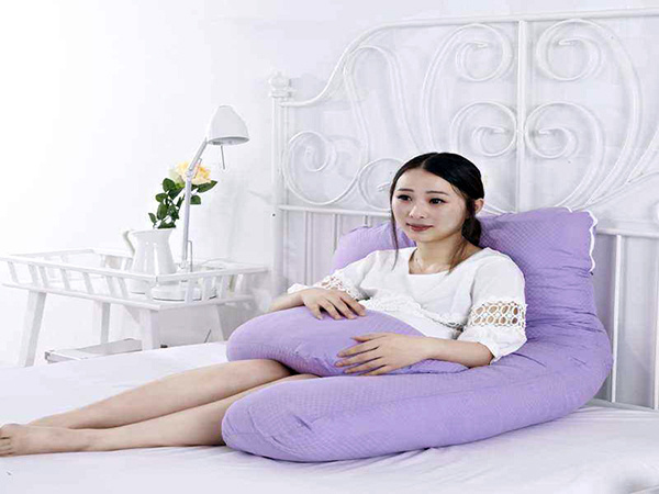 Pillow selection for pregnant women