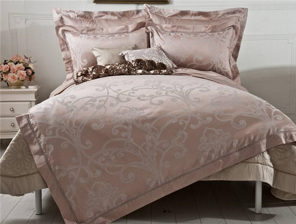 How to choose a four-piece European bedding set