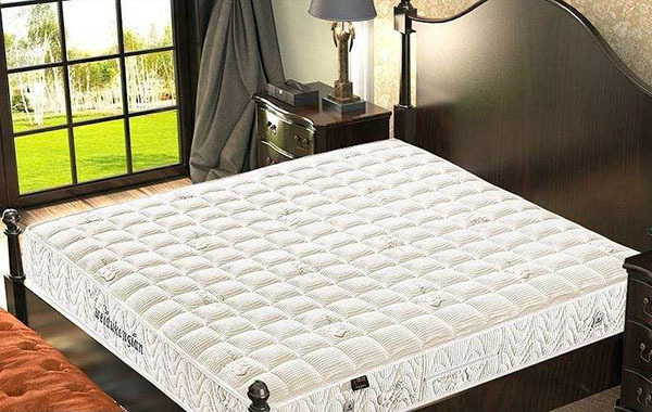 Magnetic therapy mattress