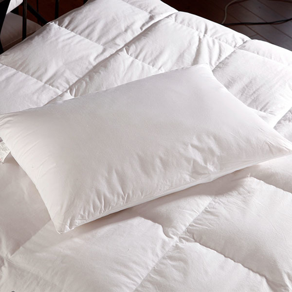 Advantages and disadvantages of household polyester fiber quilts