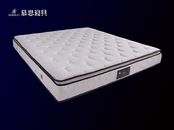 What are the features of mousse mattresses