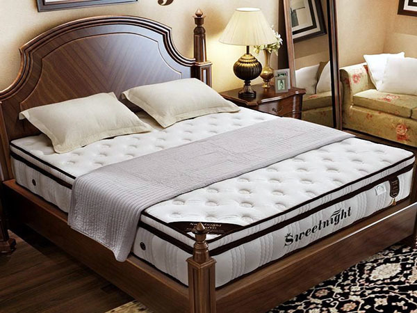 What are the features of mousse mattresses