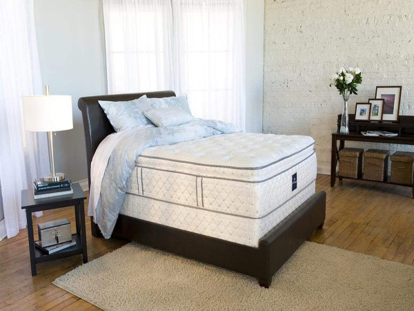 What are the common mattress brands