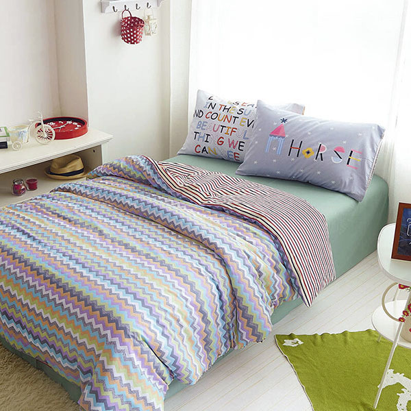 Four-piece bed sheet set