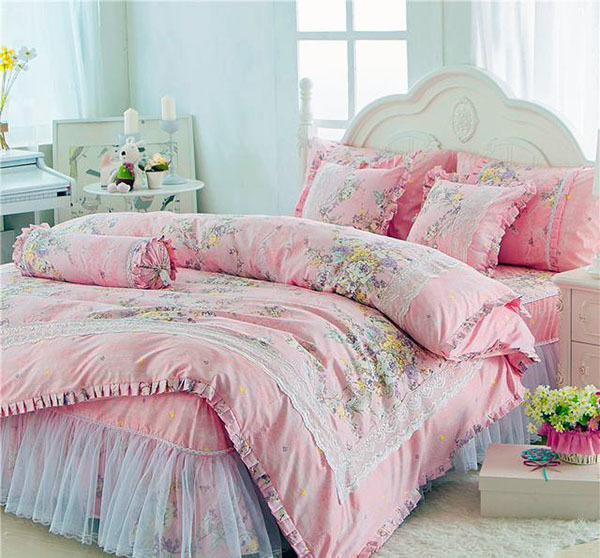 Four-piece bed sheet set