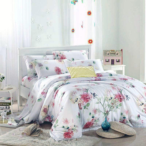 Four-piece bed sheet set