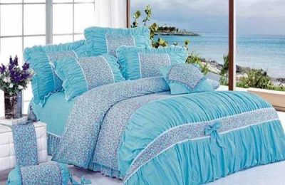 Four-piece bed set