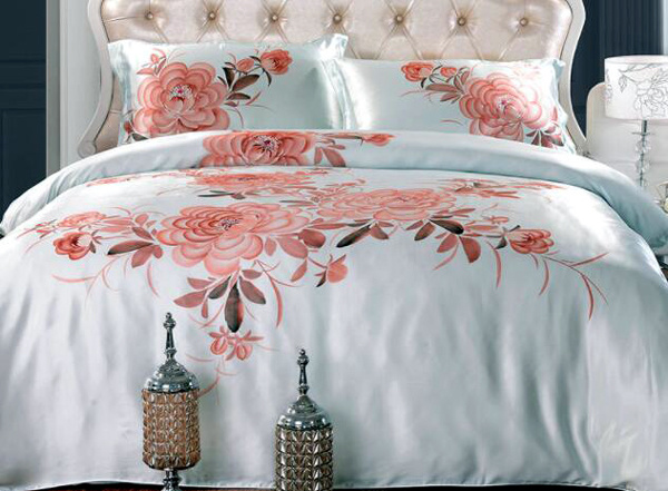 Four-piece bed set