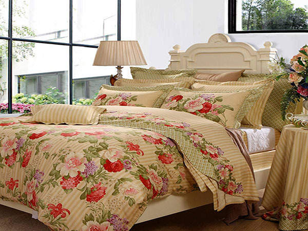 Four-piece bed sheet set