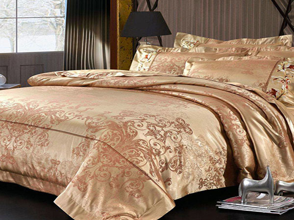 What fabric is comfortable for bedding