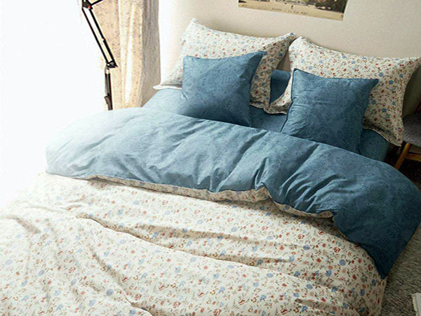 What fabric is comfortable for bedding