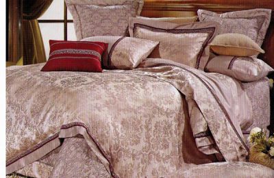 What are the types of quilt cover fabrics