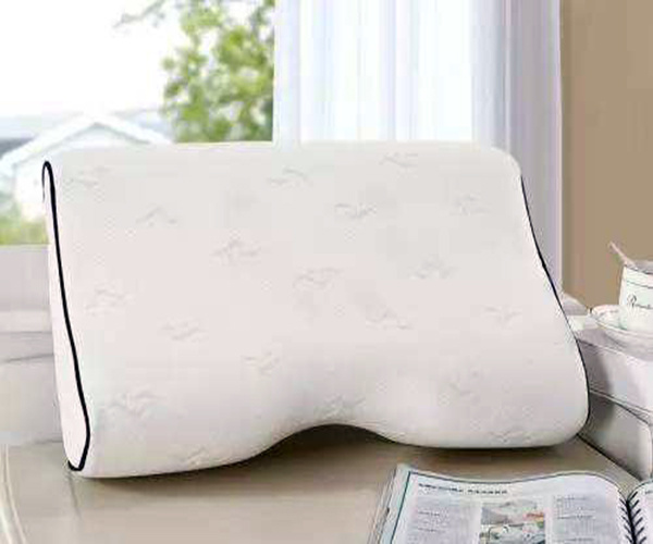 What are the advantages and disadvantages of memory foam pillows