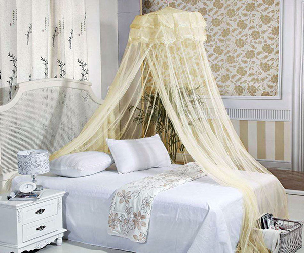 Which style of mosquito net is the most effective against mosquitoes