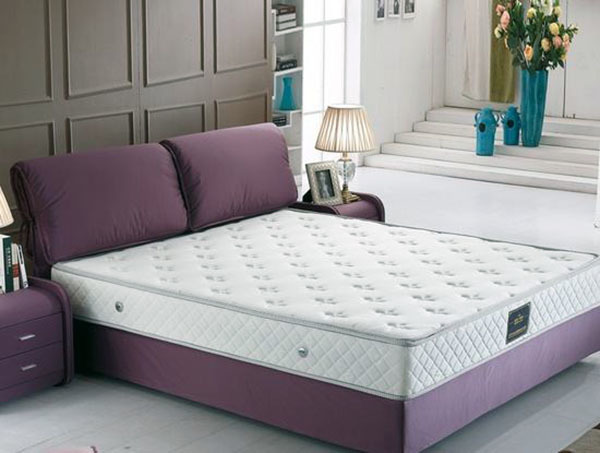 Which mattress is better, Yalan or Mousse