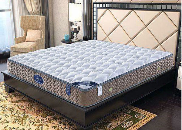 Which mattress is better, Yalan or Mousse?