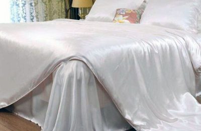 Can silk sheets be machine washed?