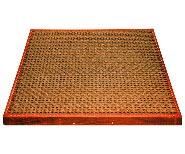 Does brown mat contain formaldehyde?