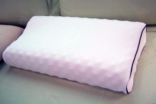 Which pillow to sleep on is harmful to the cervical spine*