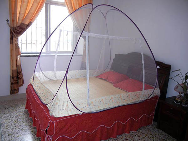 How to install a folding mosquito net