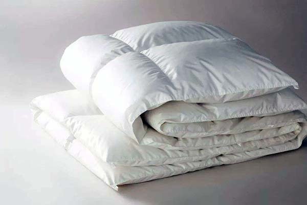 Who is the duvet suitable for?  