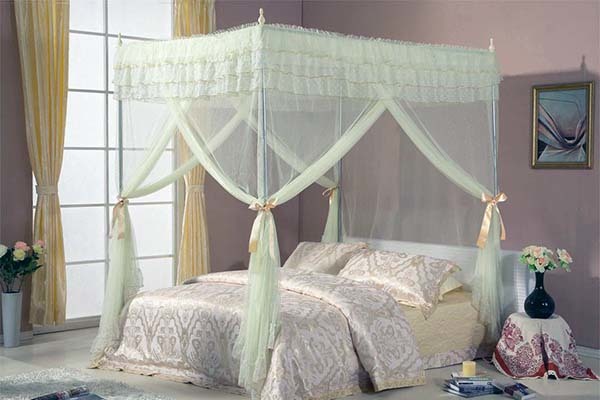 Which color of mosquito net is good-looking