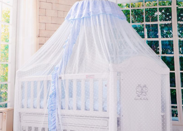 How to install a baby mosquito net