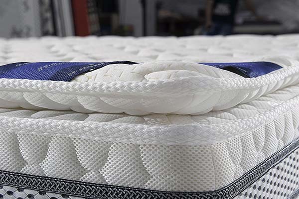 What to pay attention to when choosing a latex mattress  