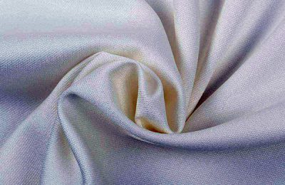 Is polyester fabric hot to wear in summer?