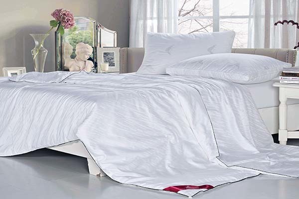 Is silk bedding useful?